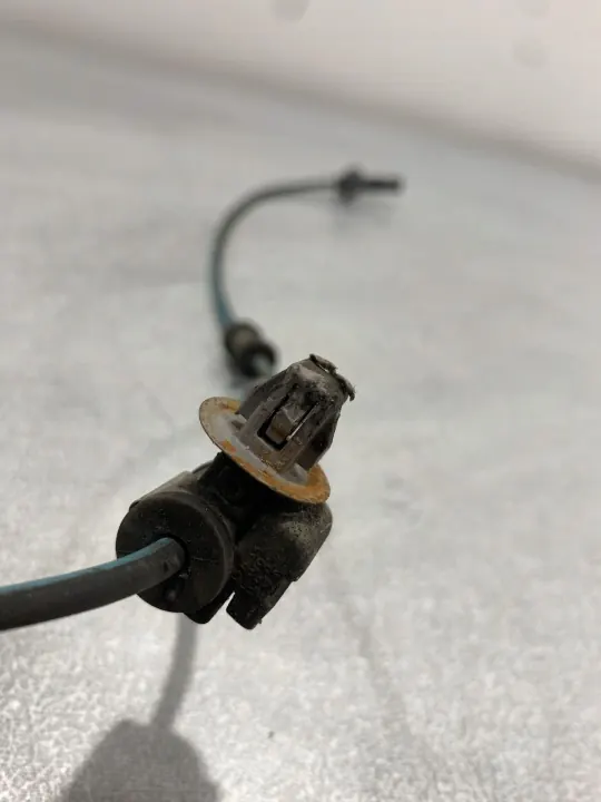 Subaru ABS-Sensor Hinten OEM FBZ18433 Gebraucht image 5
