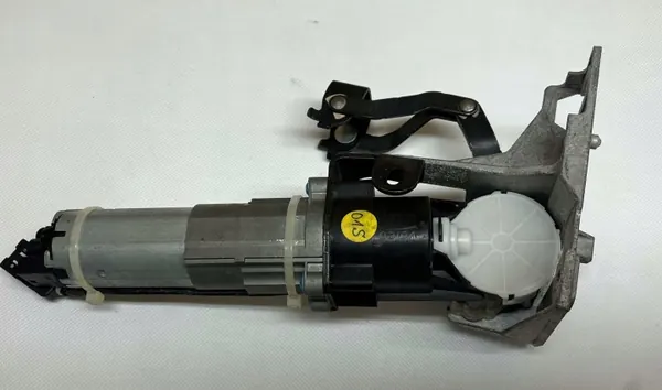 Motor de porta-malas OEM 4H0827851 para Audi A8 S8 D4 image 3