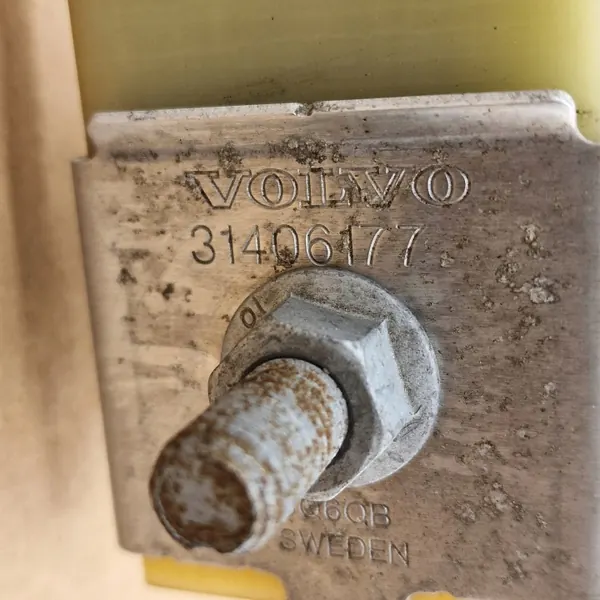 Bakhjulsupphängning Stötdämpare OEM 31387165 image 4