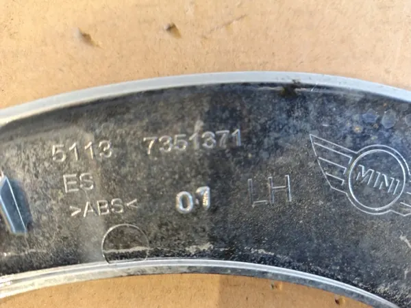 Moldura Cromada Esquerda OEM 7351371 para Mini Clubman F54 image 4