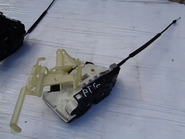 Dörrlås Bak Höger Vänster VW PASSAT CC B7 image 10