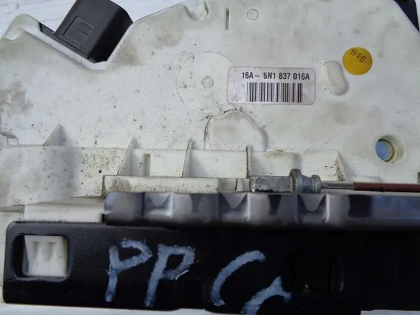 Dörrlås Bak Höger Vänster VW PASSAT CC B7 image 9