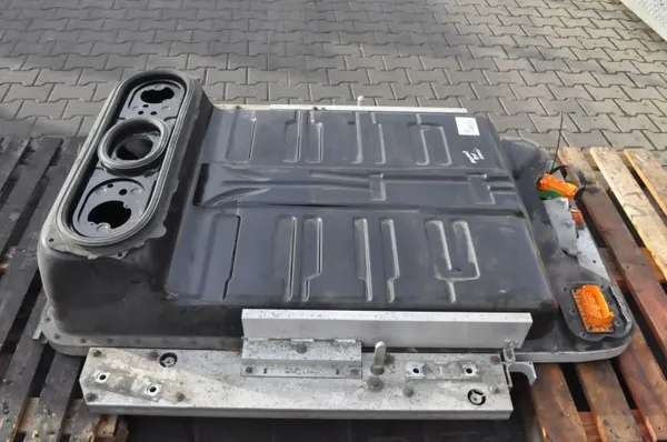 Batería Renault Zoe 26 kWh OEM 295107801R Usada image 2