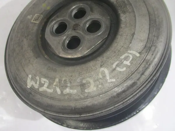 Polia do virabrequim MERCEDES-BENZ C (W204) A6510351012 image 9