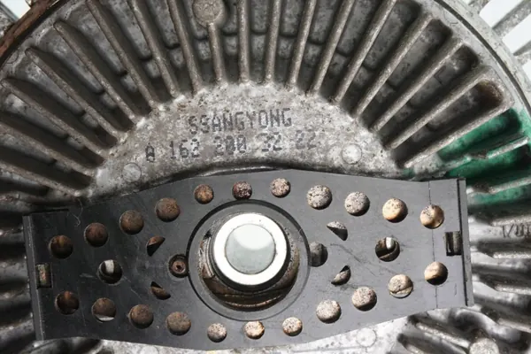 SsangYong Lüfterkupplung OEM A1622003222 - Gebraucht image 3