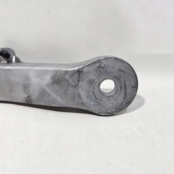 Support de montage arrière Tesla Model Y OEM 218857500A image 10
