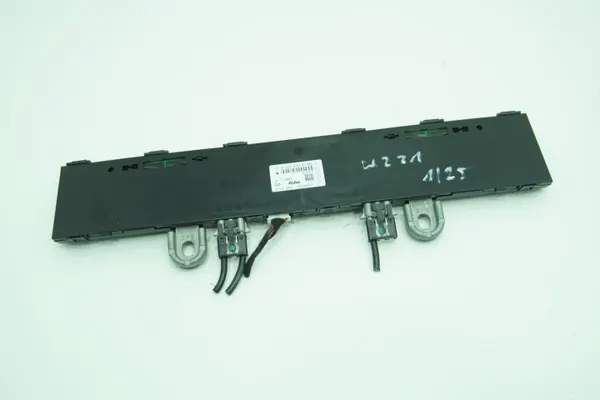 Module amplificateur antenne OEM A2218704789 - Mercedes W221 image 2