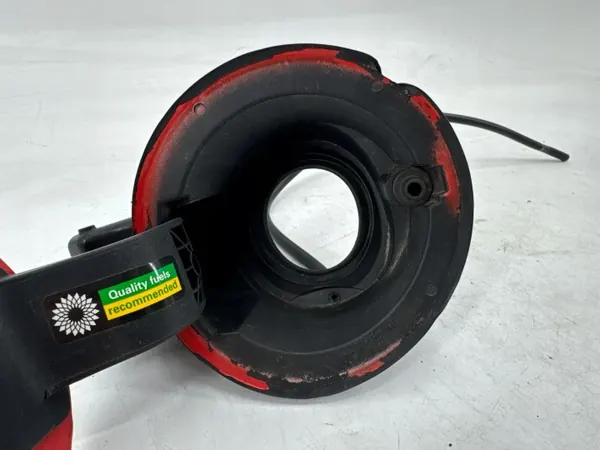 Bouchon de réservoir Ford Fiesta ST 2014 OEM 8A61A27936A image 7