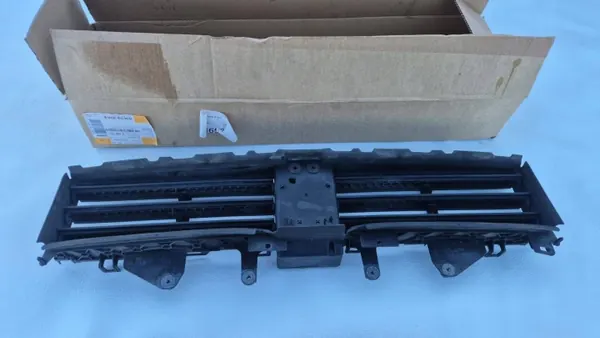 BMW Luftlenkradjalousie OEM 5A48F41 - Gebraucht image 2