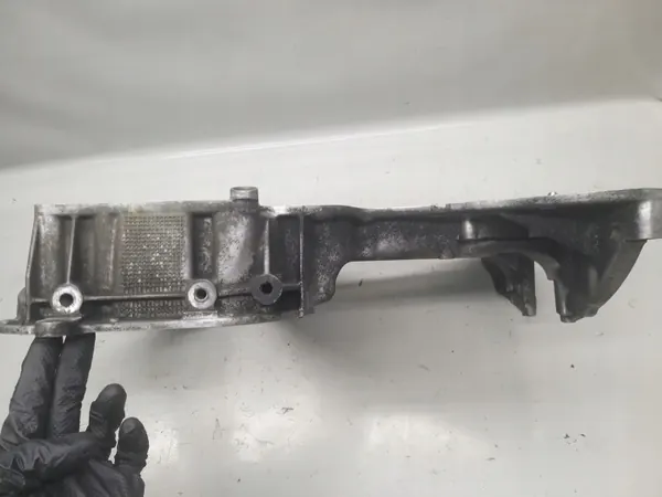 Öljypohja OEM MISKA GÓRNA 6N2 Nissan 2.0 16V:lle image 4