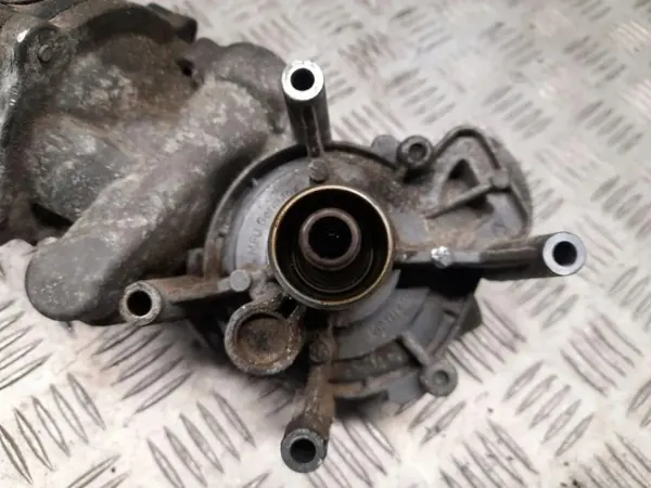 Pompe à eau OEM 079121115AC pour Audi A8 S8 D4 4.0 TFSI image 4