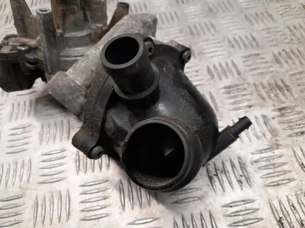 Pompe à eau OEM 079121115AC pour Audi A8 S8 D4 4.0 TFSI image 6