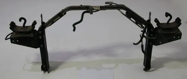 Mitsubishi Canter Fuso cabinebevestigingsstaaf OEM M25R32HG0151 image 2
