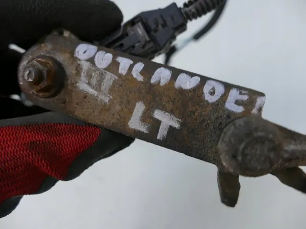 Sensor de nível traseiro esquerdo Mitsubishi Outlander III OEM B110718-2 image 4