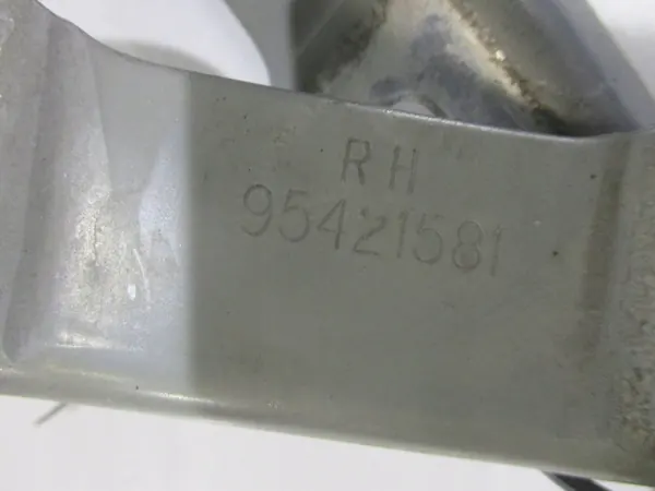 Charnière de Capot Droit OEM 95421581 Opel Mokka image 8