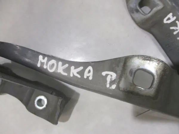 Charnière de Capot Droit OEM 95421581 Opel Mokka image 9