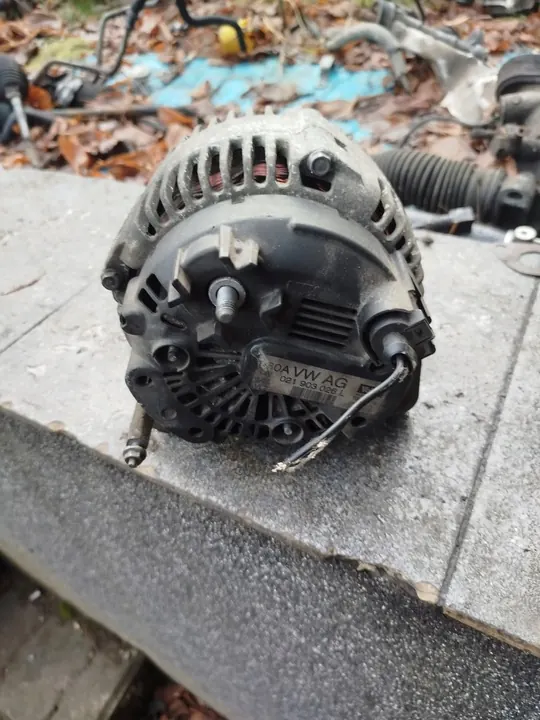 Alternador VW Passat B6 2.0 TDI 140KM OEM 021903026L image 3