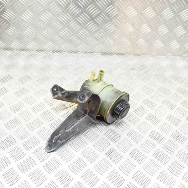 Réservoir direction assistée Opel Movano OEM 8200005185 image 4