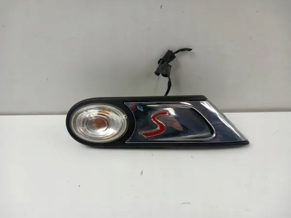 OEM 2751970 Rechter Kotflügelblinker für MINI Cooper S R56 image 2