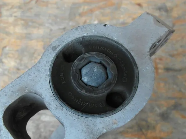 AUDI RSQ3 Q3 8U Braccio di Sospensione Anteriore Destro 3C0153D image 9