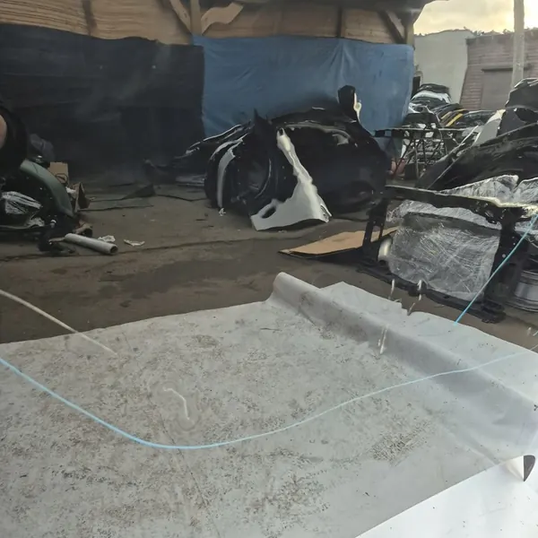 Tampa do motor AUDI A4 B9 8W 15-23 image 6