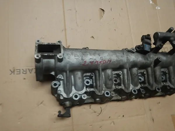 Alfa Romeo OE 55210197 Coletor de admissão image 3