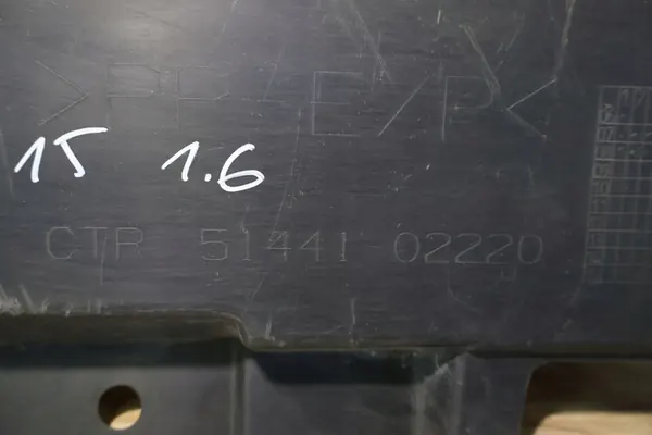 Toyota OE 51441-02220 protection moteur image 2