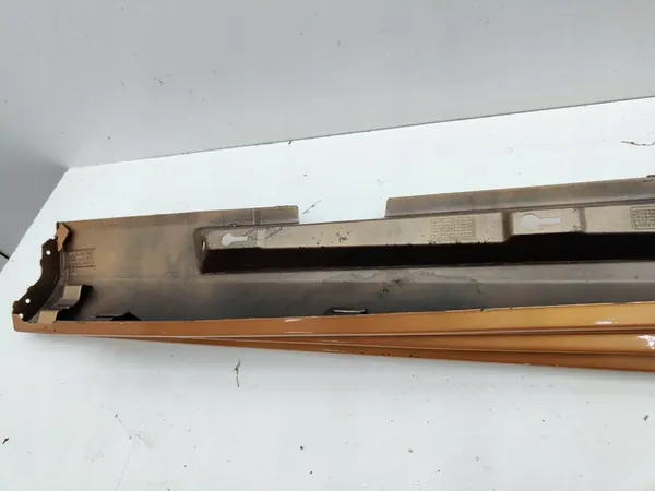 Volvo S60 II Left Door Sill 32270136 image 8