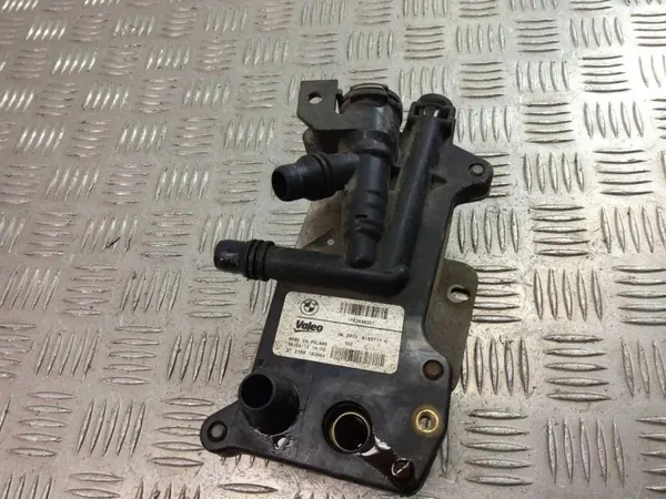 BMW Lämmönvaihdin OEM 7638582 N20-moottorille image 6