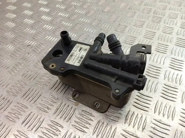BMW Lämmönvaihdin OEM 7638582 N20-moottorille image 8