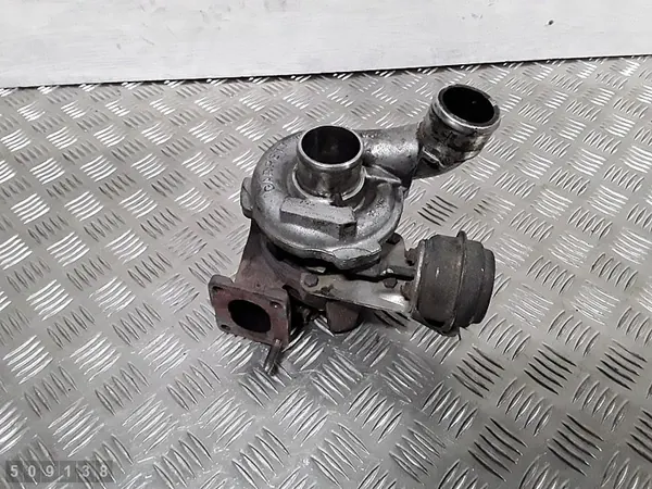 Alfa Romeo 147 Turbocharger 1900 JTD 8V OEM 55191596 image 7