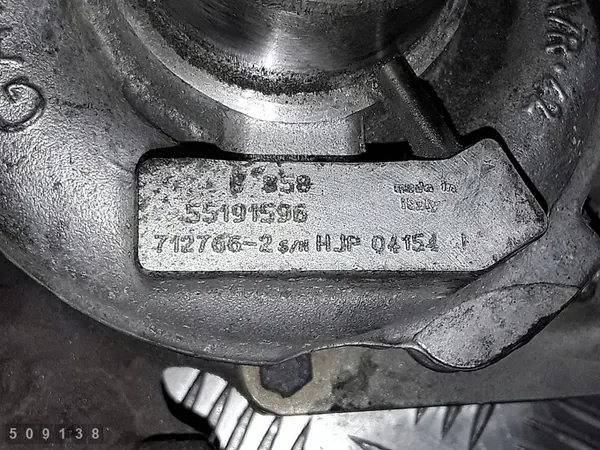 Alfa Romeo 147 Turbocharger 1900 JTD 8V OEM 55191596 image 8