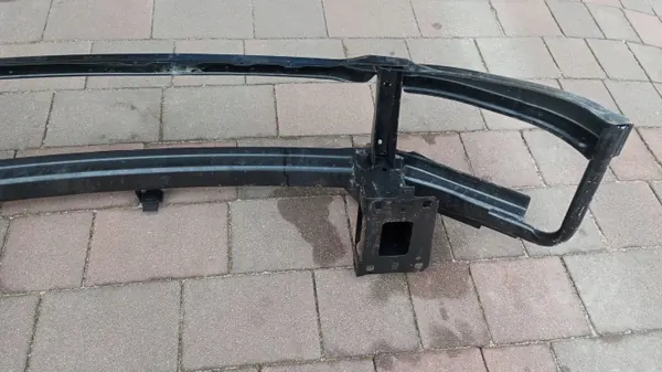 Etupuskurin vahvike OEM 3P0807109A Skoda Superb B9:lle image 7