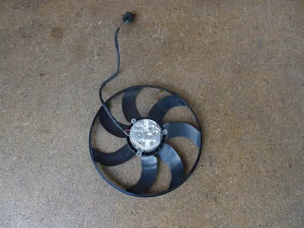 AUDI A3 8V LEON III GOLF VII OCTAVIA III 2.0 TDI Fläkt 5Q0121203AA image 2