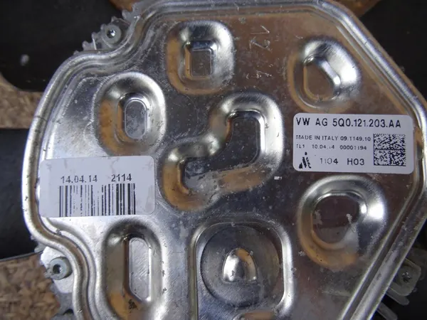 AUDI A3 8V LEON III GOLF VII OCTAVIA III 2.0 TDI Fläkt 5Q0121203AA image 4