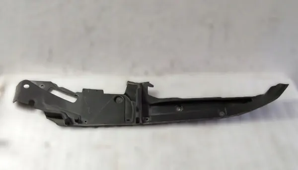 BMW 5 G60 G61 etu vasen lokasuojan tiiviste OEM 5A01593 image 2