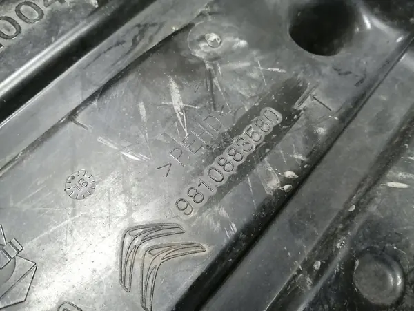 Tanque AdBlue Citroen C3 9810883580 2019 1.5 Diesel image 3