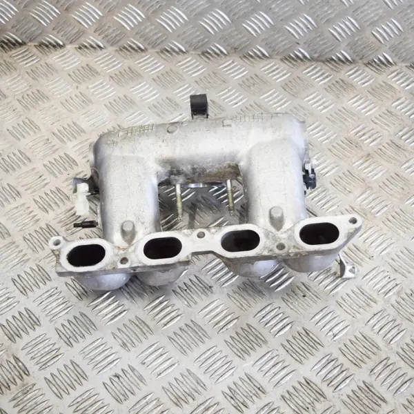 Collecteur d'admission Toyota Prius Hatchback 1NZFXE 57kW 2006 image 2