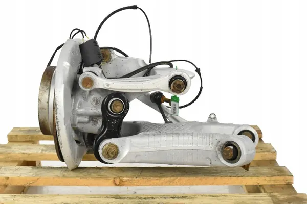 Supporto mozzo posteriore destro BMW X5 F15 X6 F16 image 3