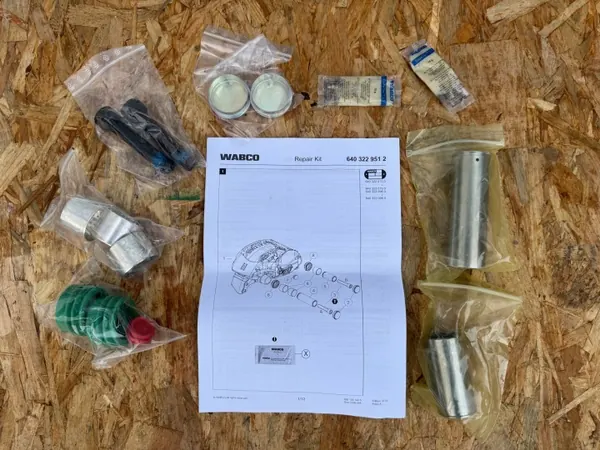 WABCO Remklauw reparatieset OEM A0004218174 Mercedes image 2