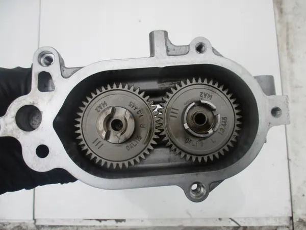 Base Árboles de Levas OEM 05L103308P Audi OE Usado image 3
