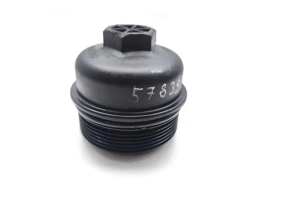 Öljytulppa Audi A4 2.0 TDI 2016 03N115433B image 2