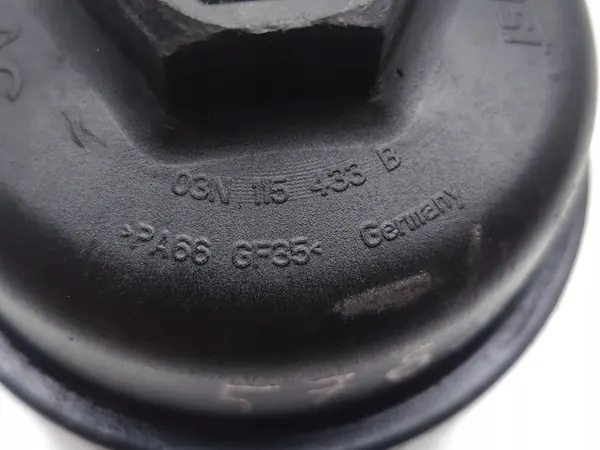 Öljytulppa Audi A4 2.0 TDI 2016 03N115433B image 7