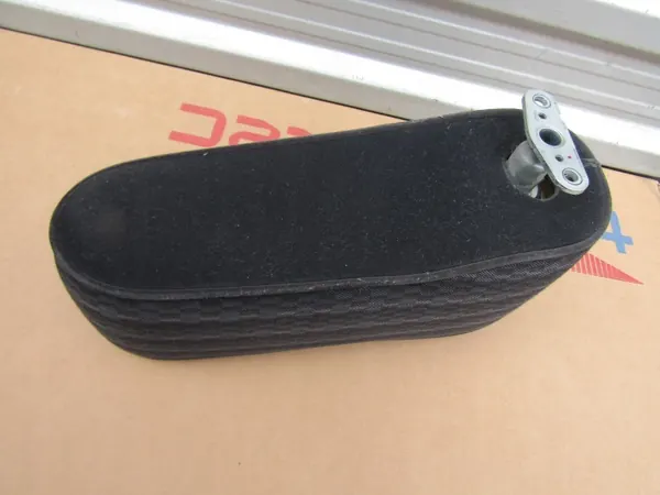 Apoio de braço esquerdo condutor Mercedes W124 89-93 preto OEM image 7