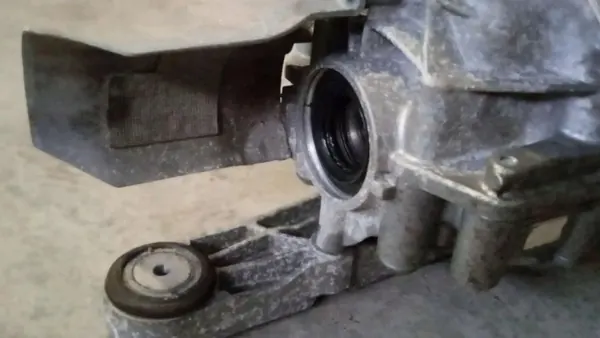Bentley Continental GT I Hinterachsdifferential OEM 08Y500043E image 4