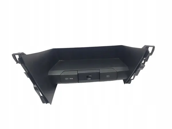 Kia USB-pistorasia OEM 84681J7900 Ceed 2020 image 2