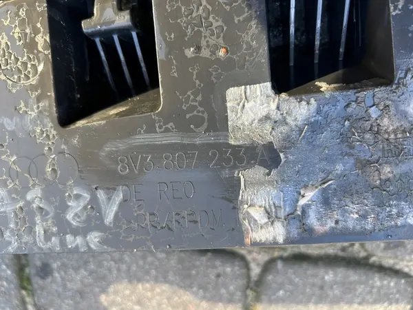 Puskimen Alapinta Audi A3 8V3807233A image 5