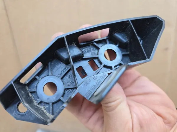 Scivolo paraurti anteriore destro VW ID.3 OEM image 3