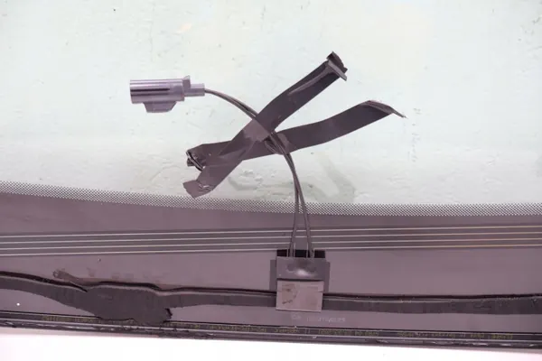 Parabrisas Jeep Compass II 17- OEM 1274735445 image 9