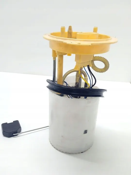 Volkswagen PASSAT B7 2013 Bomba de Combustível image 2